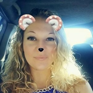 Meet your Posher, Sheena